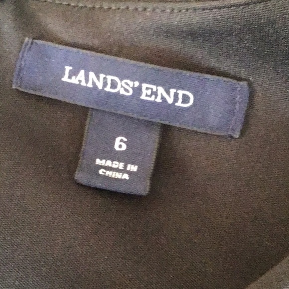 Lands’ End black, sleeveless, scoop neck, fitted with front pockets knit dress 6 - Picture 5 of 6
